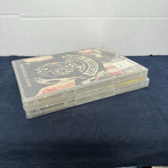 Sons of Anarchy: Complete Seasons 1 and 2 (New-Factory Sealed) DVD Box Set - Picture 3 of 3